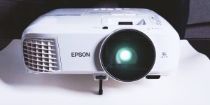 Best Projector Under $1000 Reviews